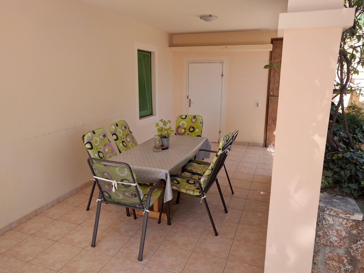 Apartmani Anja Света Неделя Екстериор снимка